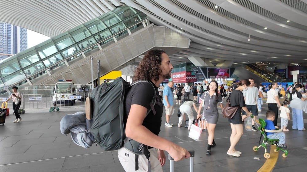 From Backpack to Business: How Appie Built a Business in Shenzhen Without a Plan